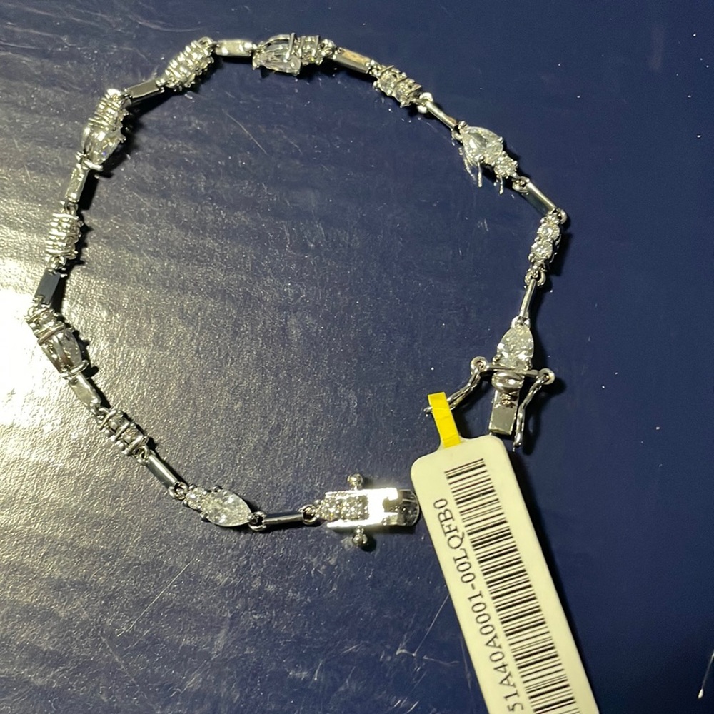 NWT Sterling Silver 7.5” bracelet with crystals